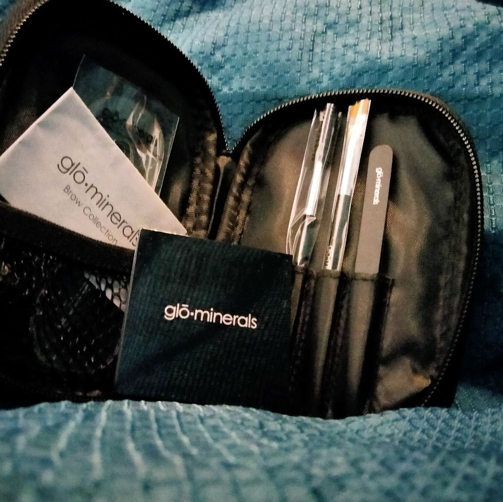 Glo Brow Kit